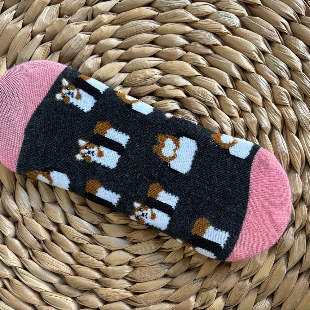 Corgi socks - Picture 2 of 2